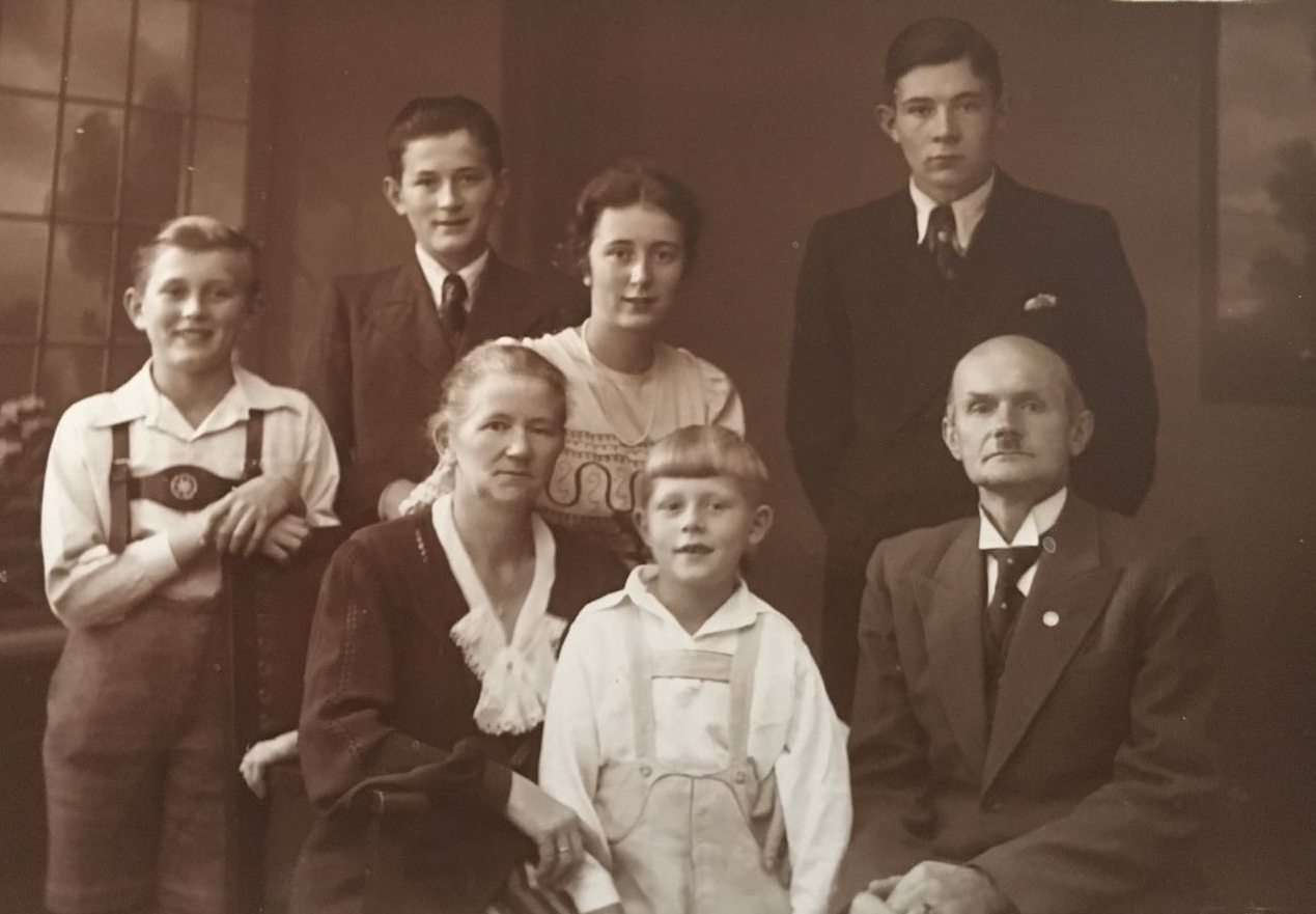 Familie Bernet, 1939